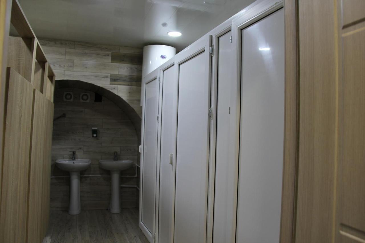 Blossom Hostel Updated ! Обновлено !!! City Center! Perfect Order!!! Snow-White Bed Linen!!! Идеальный Порядок!!! Белоснежное Постельное Белье!!! Центр Города !!! Τυφλίδα Εξωτερικό φωτογραφία