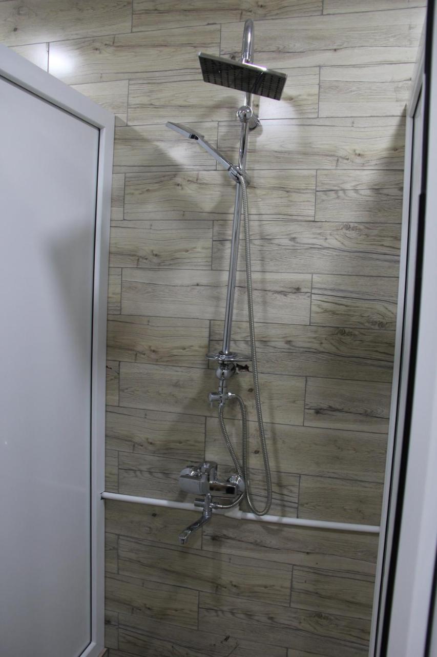 Blossom Hostel Updated ! Обновлено !!! City Center! Perfect Order!!! Snow-White Bed Linen!!! Идеальный Порядок!!! Белоснежное Постельное Белье!!! Центр Города !!! Τυφλίδα Εξωτερικό φωτογραφία