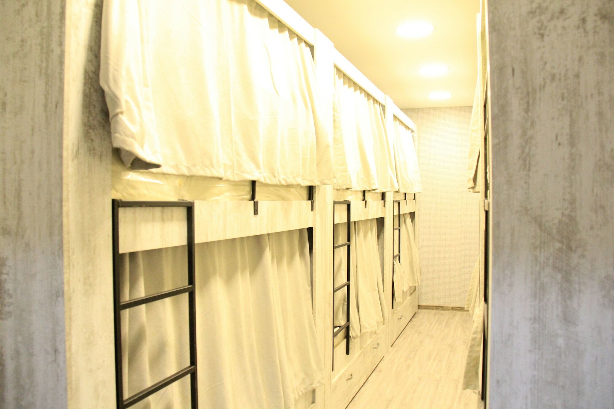 Blossom Hostel Updated ! Обновлено !!! City Center! Perfect Order!!! Snow-White Bed Linen!!! Идеальный Порядок!!! Белоснежное Постельное Белье!!! Центр Города !!! Τυφλίδα Εξωτερικό φωτογραφία