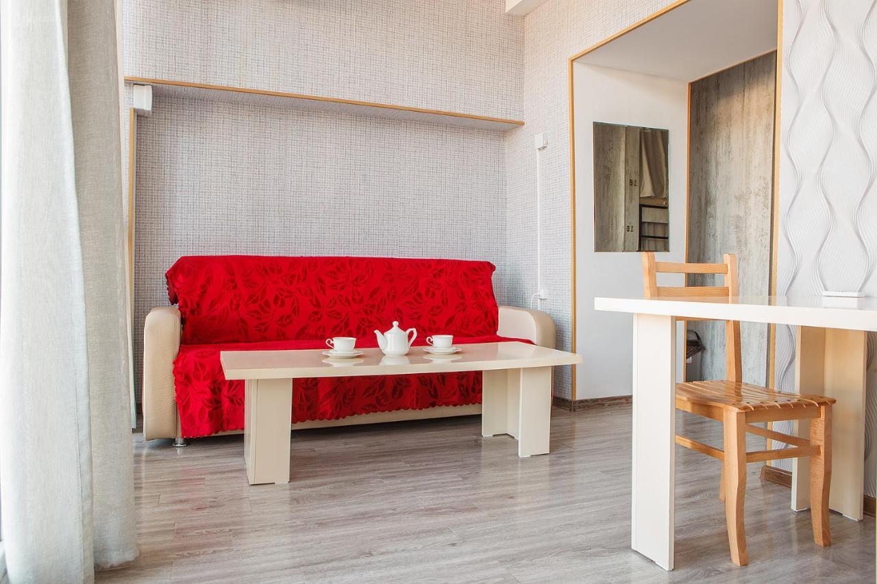 Blossom Hostel Updated ! Обновлено !!! City Center! Perfect Order!!! Snow-White Bed Linen!!! Идеальный Порядок!!! Белоснежное Постельное Белье!!! Центр Города !!! Τυφλίδα Εξωτερικό φωτογραφία